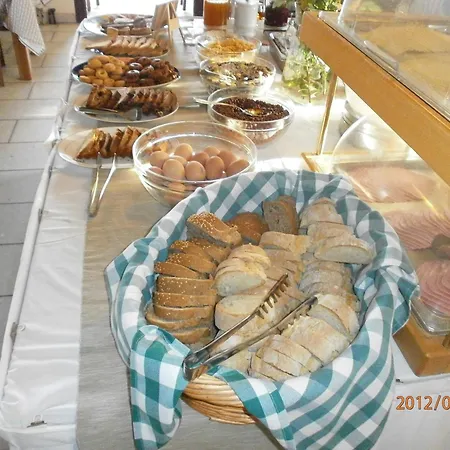 酒店 阿尔基尼海滩酒店 Naxos City