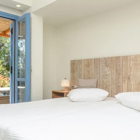 Hotel Alkyoni