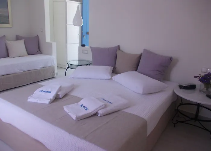 Alkyoni Hotel 4*